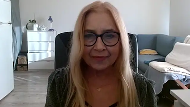 sofia xkiss online show from 02-22-25, 02:41