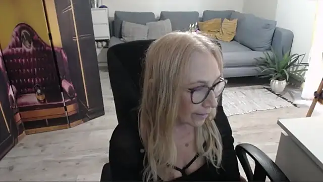 sofia xkiss online show from 03-29-26, 03:34