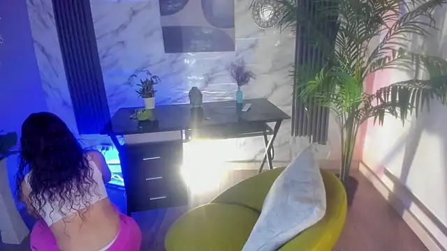 SofiaGomez420 online show from 02-06-25, 06:08