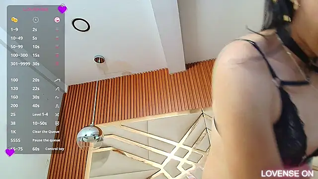 Sluttyandmature online show from 03-08-25, 12:52