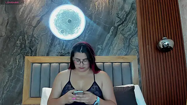 BellaPeers  online show from 10-24-25, 12:01