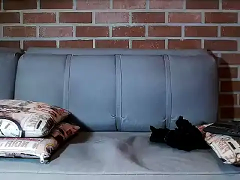 MaximoTorricelli online show from 03-17-25, 09:34