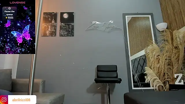 Snapshot of abril_ricci chatting on 01-19-25, 03:29 abril ricci online show from 01-19-25, 03:29