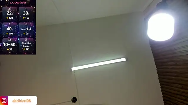 Snapshot of abril_ricci chatting on 02-08-25, 04:36 abril ricci online show from 02-08-25, 04:36