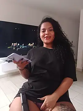 Snapshot of abril_ricci chatting on 09-10-25, 10:10 abril ricci online show from 09-10-25, 10:10