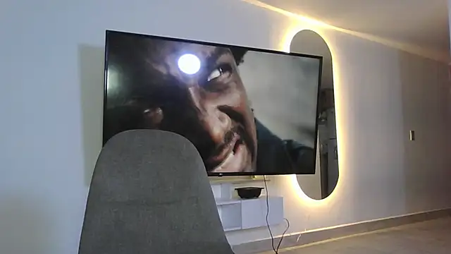 Snapshot of abril_ricci chatting on 09-16-25, 05:08 abril ricci online show from 09-16-25, 05:08