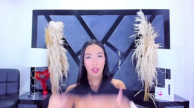 KylieWhite online show from 01-24-25, 01:47