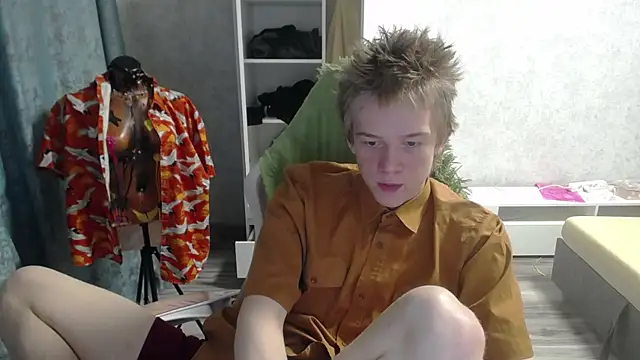 Snapshot of sweetserenity5 chatting on 02-16-25, 06:54 sweetserenity5 online show from 02-16-25, 06:54