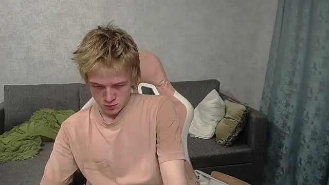 Snapshot of sweetserenity5 chatting on 03-10-25, 04:35 sweetserenity5 online show from 03-10-25, 04:35