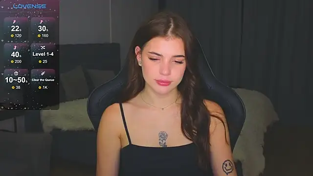 adrianawow1 online show from 11-12-25, 03:18