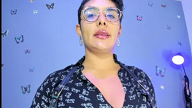 Kaira mosse online show from 11-09-25, 12:36