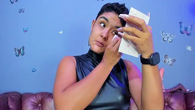 Kaira mosse online show from 12-19-25, 11:50