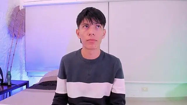 alexandersawyer online show from 10-24-25, 03:58