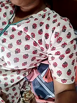 Snapshot of Shivani_Mumbai85 chatting on 03-20-25, 05:15 Shivani Mumbai85 online show from 03-20-25, 05:15