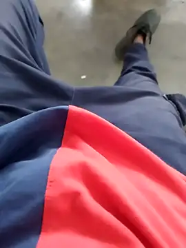 Snapshot of Cute_boleh chatting on 03-22-25, 08:37 Cute boleh online show from 03-22-25, 08:37