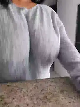 Snapshot of sexy_hot_carol chatting on 01-03-25, 08:43 sexy hot carol online show from 01-03-25, 08:43