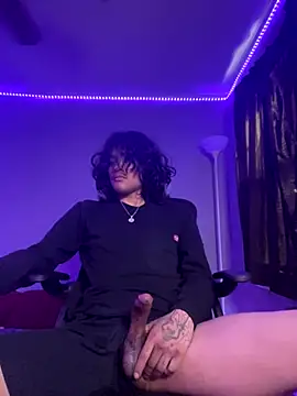 Snapshot of plutomf chatting on 11-12-25, 08:52 plutomf online show from 11-12-25, 08:52