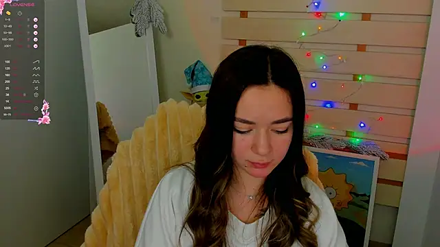 Snapshot of Bella_XO chatting on 01-08-25, 10:59 Bella XO online show from 01-08-25, 10:59