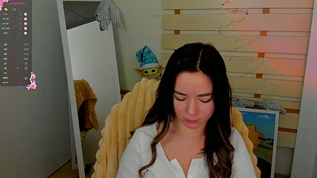 Snapshot of Bella_XO chatting on 01-09-25, 11:14 Bella XO online show from 01-09-25, 11:14