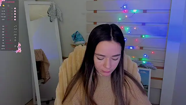 Snapshot of Bella_XO chatting on 01-12-25, 10:45 Bella XO online show from 01-12-25, 10:45