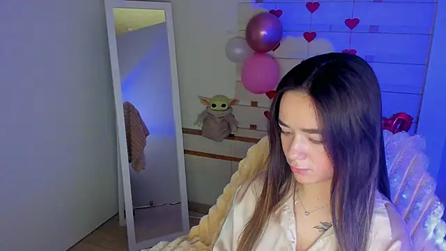 Snapshot of Bella_XO chatting on 03-13-25, 01:50 Bella XO online show from 03-13-25, 01:50