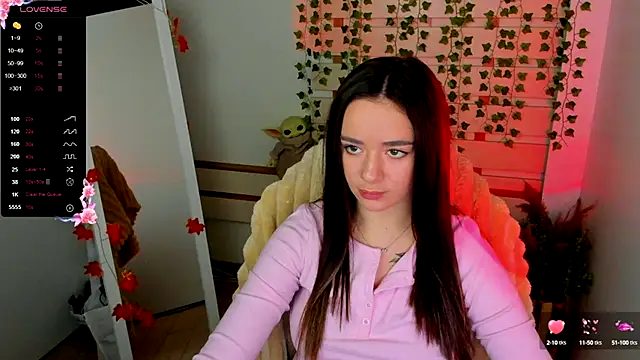 Snapshot of Bella_XO chatting on 10-16-25, 06:14 Bella XO online show from 10-16-25, 06:14