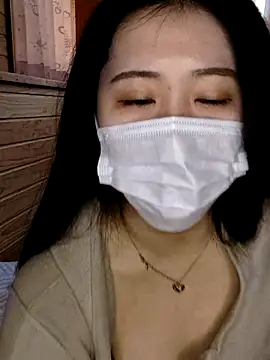 Snapshot of Kurage_chan chatting on 02-10-25, 03:13 Kurage chan online show from 02-10-25, 03:13