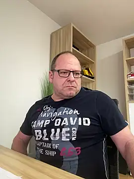 coupleLatinaLovers online show from 12-12-24, 12:55