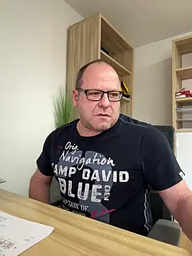 coupleLatinaLovers online show from 01-07-25, 09:50