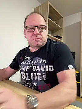 coupleLatinaLovers online show from 02-17-25, 05:58