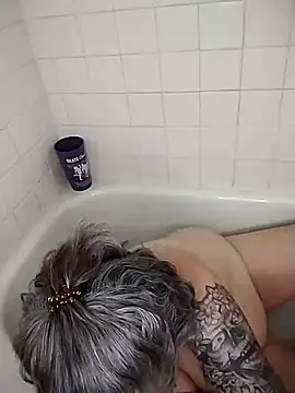 GraceHenderson online show from 02-27-25, 06:53