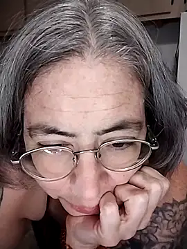 GraceHenderson online show from 03-05-25, 01:52