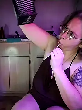 GraceHenderson online show from 03-08-25, 05:07