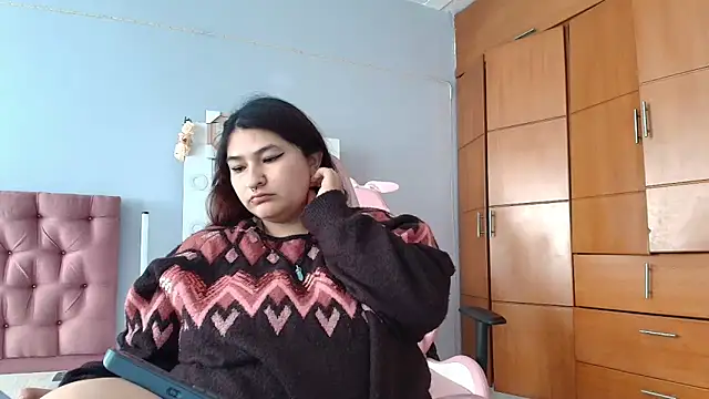  69HONRY online show from 01-09-25, 04:06