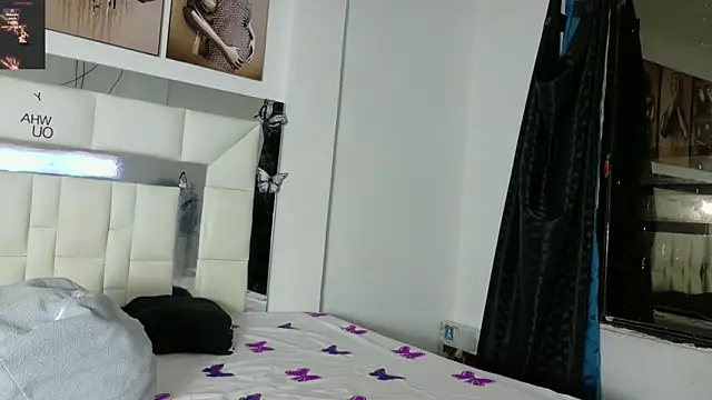 Sexy Alejandro  online show from 03-06-25, 10:52