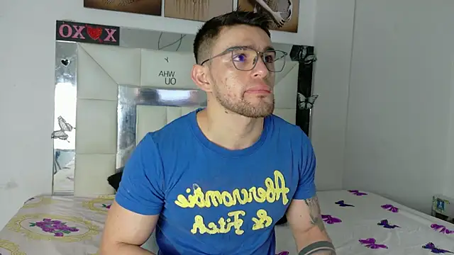 Sexy Alejandro  online show from 03-14-25, 11:34