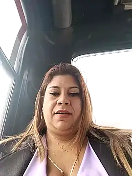 Laura-Hernandez online show from 01-24-25, 04:28