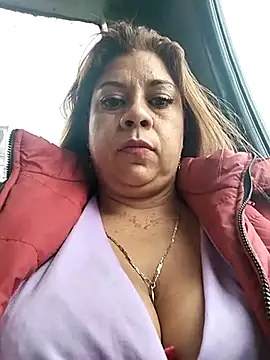 Laura-Hernandez online show from 02-17-25, 10:14