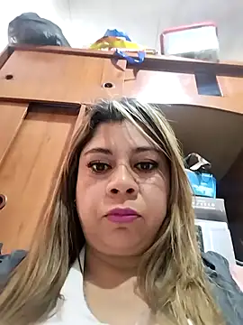 Laura-Hernandez online show from 09-20-25, 03:02