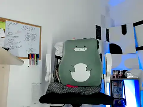 Snapshot of Carringtonhot chatting on 01-09-25, 01:18 Carringtonhot online show from 01-09-25, 01:18