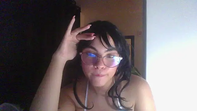 Kiri Cutee online show from 02-14-25, 08:31