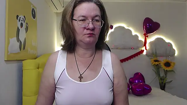 HolyMilfa online show from 02-20-25, 07:45