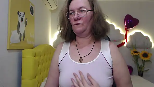 HolyMilfa online show from 02-21-25, 02:06