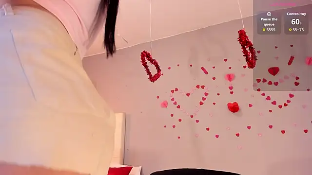 Maia W10 online show from 02-20-26, 12:16