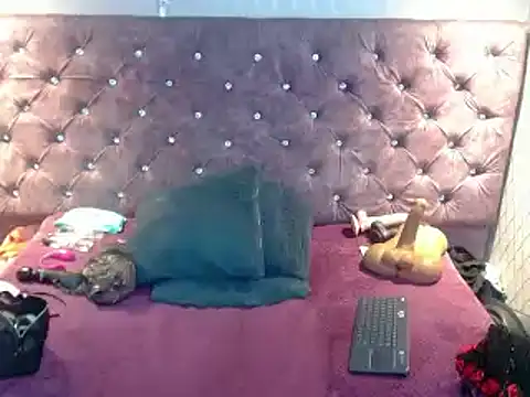 VALENTINA3x online show from 01-24-25, 03:32