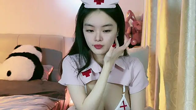 Snapshot of Fairy-HF chatting on 01-11-25, 06:35 Fairy-HF online show from 01-11-25, 06:35