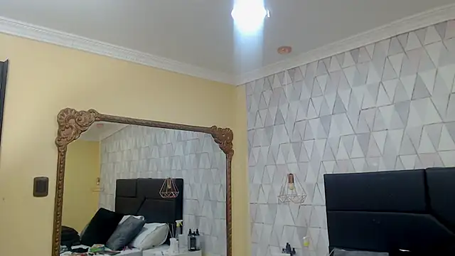 JustinePerry online show from 02-22-25, 03:56