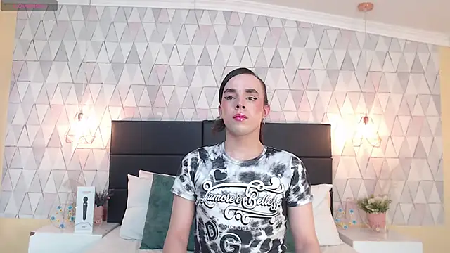 JustinePerry online show from 09-15-25, 03:17