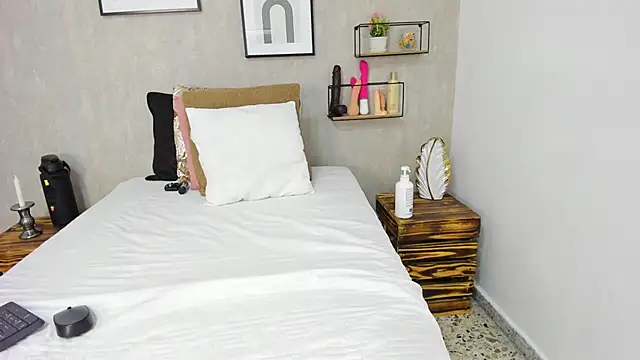 Snapshot of afrodita_martinez chatting on 02-11-25, 12:17 afrodita martinez online show from 02-11-25, 12:17