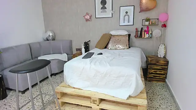 Snapshot of afrodita_martinez chatting on 02-22-25, 07:12 afrodita martinez online show from 02-22-25, 07:12